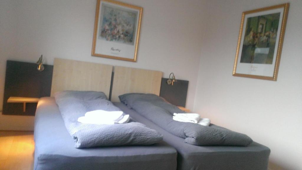 62N Guesthouse - City Center Torshavn Room photo
